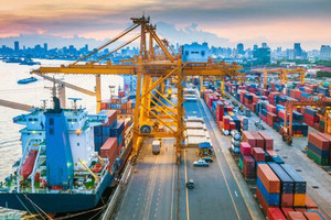 Xuất khẩu Việt Nam trước yêu cầu đổi mới mô hình tăng trưởng