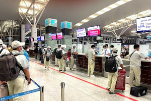 Đề xuất người lao động Việt sang nước này sẽ không phải trả tiền ở quá 10% lương cơ bản