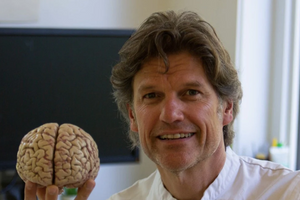 'Vượt mặt' phương Tây, Trung Quốc âm thầm xây dựng 'đế chế' khoa học mới?