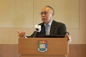 Giáo sư nổi tiếng mất chức Phó Trưởng khoa, bị điều tra vì 'mắc bẫy' của AI