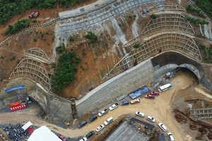 Sắp hoàn thiện hầm xuyên núi nghìn tỷ phức tạp nhất cao tốc Bắc - Nam