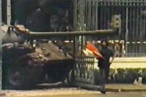 Chiến sĩ đầu tiên cắm cờ chiến thắng trên nóc Dinh Độc Lập: Người chỉ huy quả cảm, từng hội ngộ với Đại tướng Võ Nguyên Giáp