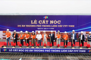 FPT cất nóc tổ hợp giáo dục hơn 27.000m2 tại Nghệ An