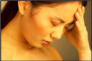 Nữ sinh 20 tuổi nhập viện vì suy gan sau khi chăm da theo cách của nhiều người