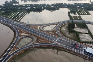 Chỉ ít ngày nữa, chính thức thông xe toàn tuyến cao tốc 27.000 tỷ kết nối 3 tỉnh thành ĐBSCL