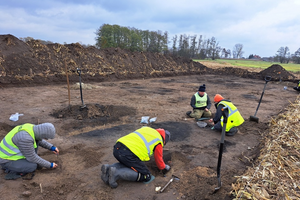 Phong tỏa khẩn cấp khu đất xây sân bay mới, phát hiện 'kho báu' 7.000 năm tuổi