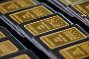 Giá vàng sáng 23/12: Vàng trong nước xác lập mức cao nhất từ trước đến nay