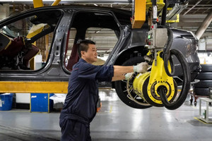 Sau tai nạn chết người, Trung Quốc 'phanh gấp' tham vọng xe tự lái