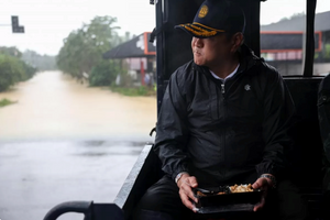 Nền kinh tế lớn thứ 2 Đông Nam Á chìm trong khủng hoảng chưa từng có