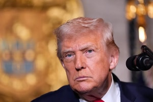 Ông Trump: 'Bất kỳ ai không đồng ý với tôi sẽ không bao giờ trở thành Chủ tịch Fed'