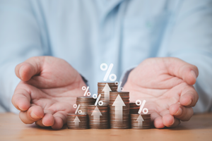 Giải mã làn sóng tăng lãi suất huy động của các ngân hàng