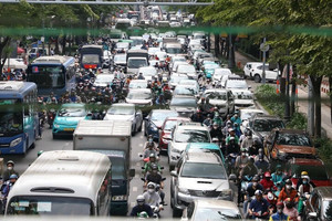 TP.HCM hướng tới cấm xe máy xăng, dầu vào trung tâm từ năm 2028