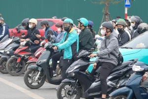 Hà Nội quy định màu nền riêng, gắn mã QR tích hợp cho xe điện