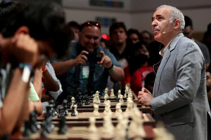 Phát lệnh truy nã cựu vô địch cờ vua thế giới