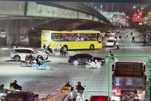Từ camera AI, CSGT phát hiện hàng chục xe tải vi phạm trong khung giờ cao điểm
