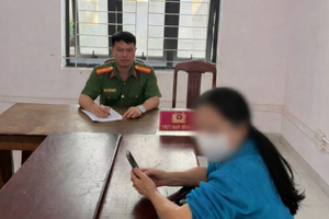 Chị N. đến ngân hàng chuyển tiền cho ‘nhân viên của Tập đoàn Vingroup’, công an lập tức vào cuộc