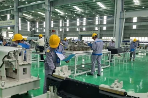 Nghỉ Tết Dương lịch 4 ngày, thưởng 140 triệu đồng/người