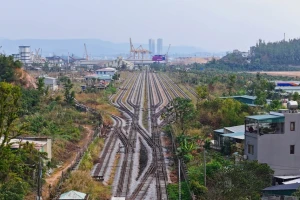 Bộ trưởng Xây dựng nói về đường sắt Hà Nội - Quảng Ninh 'đắp chiếu' hơn 10 năm