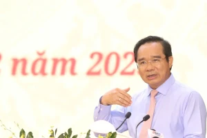 Chủ tịch TPHCM nói về bảng giá đất mới 'khoan sức dân'