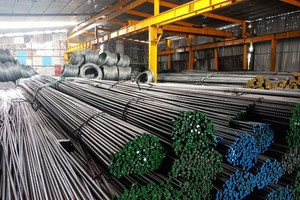 Hòa Phát, VAS, VIS... đồng loạt thông báo tăng mạnh giá thép