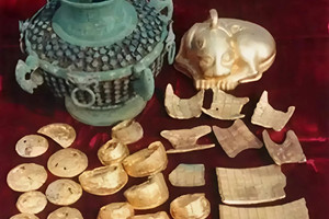 Phong tỏa khẩn cấp, niêm phong 40kg vàng do 3 người nông dân đào được dưới ruộng