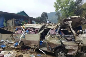 Thông tin về xe ô tô khách bị lật ở Lào Cai khiến 9 người chết