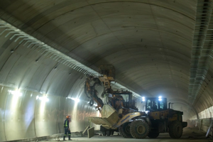 Hầm đường bộ dài thứ 3 Việt Nam: Sử dụng phương pháp phổ biến trên thế giới, vượt tiến độ 8 tháng, do ‘vua hầm’ xây dựng