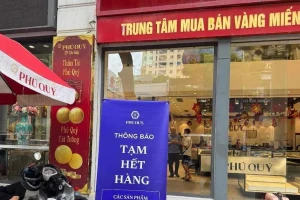 Giá bạc tăng tới 169%/năm, điều gì đang xảy ra?