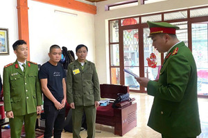 Khởi tố Trần Xuân Nguyên vì đổ trộm 360 tấn chất thải rắn xây dựng