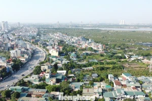 Nhà đất ngoài đê 'đóng băng', dừng xây dựng vì lo 'vướng' trục đại lộ cảnh quan sông Hồng