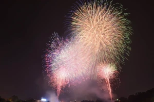 Miền Bắc có thể đón mưa đêm giao thừa