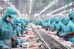 'Vàng dưới nước' Việt Nam bứt tốc, Mỹ – Trung Quốc chi đậm: Nước ta bỏ túi 10,5 tỷ USD trong 11 tháng