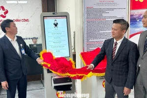 Xã đầu tiên ở Hưng Yên có robot AI làm thủ tục hành chính