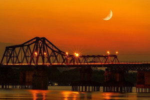 Sau 2 tháng cải tạo, cây cầu thép lâu đời nhất Việt Nam chuẩn bị mở lại lưu thông