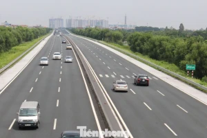 Đề xuất mở rộng cao tốc Hà Nội - Hải Phòng lên 10 làn xe
