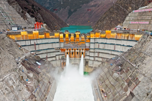 Láng giềng Việt Nam vận hành nhà máy thủy điện đập vòm ở độ cao lớn nhất nước: Thuộc chuỗi 13 dự án dọc một đoạn sông, chính thức hoạt động sau hơn 20 năm