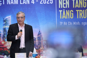 PGS. TS. Trần Đình Thiên: Doanh nghiệp trong nước giống như 'cây cỏ', dễ bị quật ngã trước các cú sốc vĩ mô như chính sách thuế quan của Mỹ