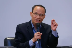 Tăng trưởng tín dụng cao nhất nhiều năm qua, TS Cấn Văn Lực cảnh báo rủi ro chất lượng vốn và bài học từ SCB