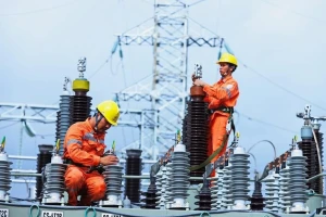 Chuyên gia nói gì về đề xuất đưa chi phí vận hành, bảo trì vào giá điện?