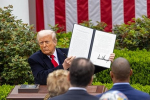 Mỹ bất ngờ hoãn tăng thuế lên 50% với mặt hàng tỷ USD của Việt Nam, doanh nghiệp tránh được cú sốc đầu năm