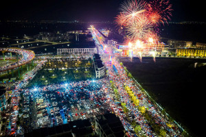 Hơn 1,5 triệu người dân và du khách đổ về loạt điểm đến của Vingroup