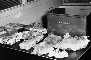 Băng nhóm 11 người xông thẳng vào tòa nhà công ty, cuỗm đi hơn 657 tỷ tiền mặt và séc