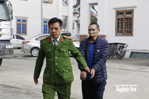 Bắt khẩn cấp, di lý đối tượng truy nã đặc biệt nguy hiểm Thò Chá Xìa