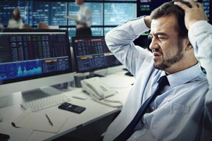 Cổ đông lớn chi phối, GAS, BSR, BCM, ACV... đối diện nguy cơ bị hủy tư cách đại chúng