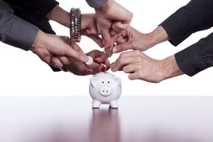 Tổ chức tín dụng phải đáp ứng yêu cầu về tỷ lệ nợ xấu mới được góp vốn, mua cổ phần