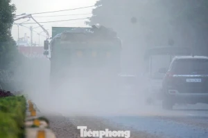 Chất lượng không khí chạm mức xấu, Chủ tịch TP Hải Phòng chỉ đạo khẩn