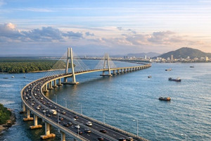 Cầu đường vượt biển hơn 104.000 tỷ: Dự kiến có 6 làn, rút ngắn quãng đường trung tâm TP. HCM đến Bà Rịa - Vũng Tàu cũ còn 1 giờ
