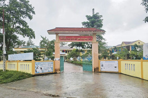 Thông tin mới vụ 40 học sinh nhập viện do ngộ độc: Trường có lãnh đạo mới