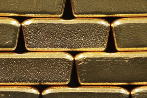 Đột kích xe bus khả nghi, bắt giữ CEO công ty xuất khẩu vàng