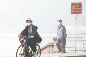 Miền Bắc bước vào đợt ô nhiễm không khí kéo dài, khắc phục thế nào?